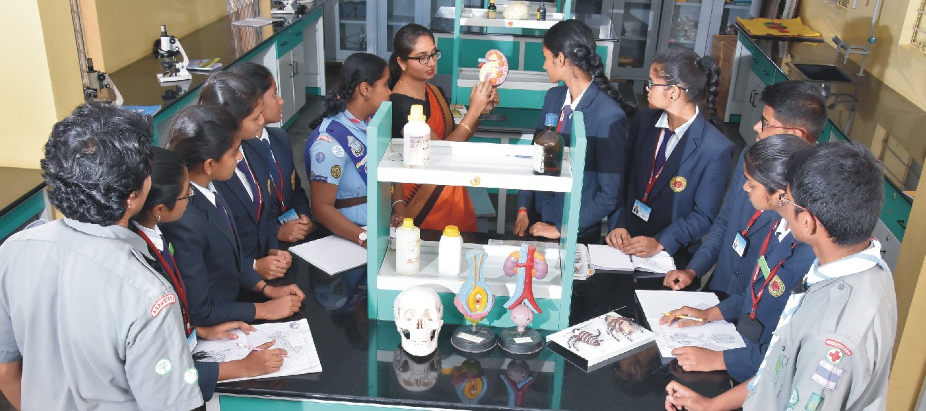MEC Public School (CBSE) Biology Lab